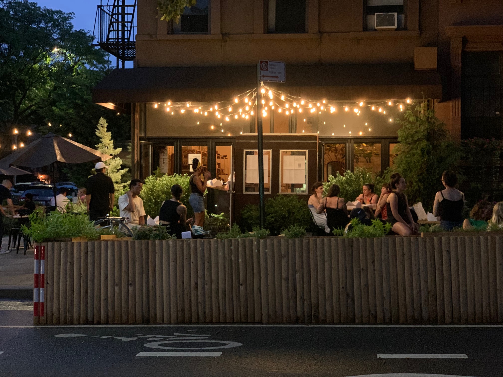New York, City of Restaurants, Bent but not Broken